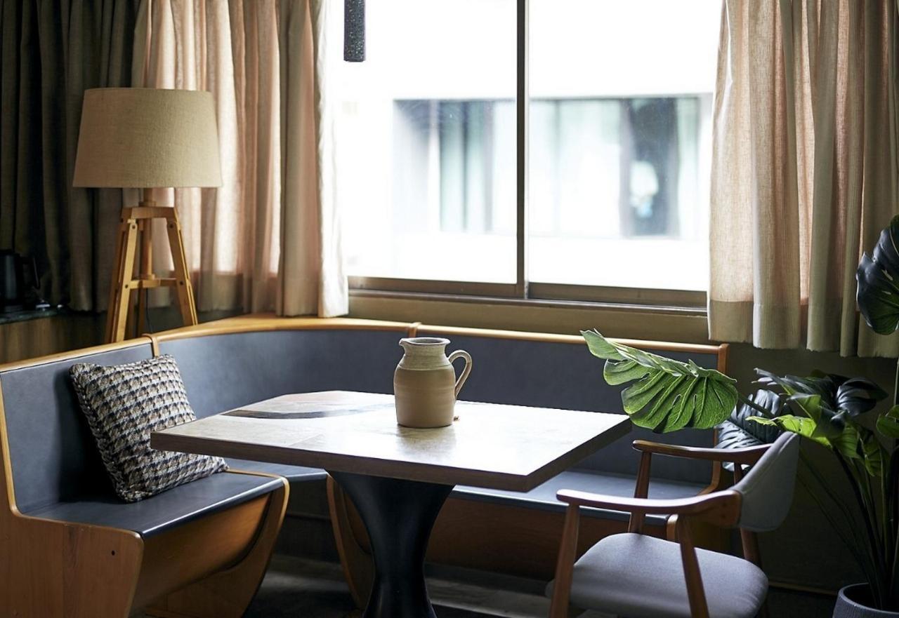B House 49 Bangkok Aparthotel Ngoại thất bức ảnh