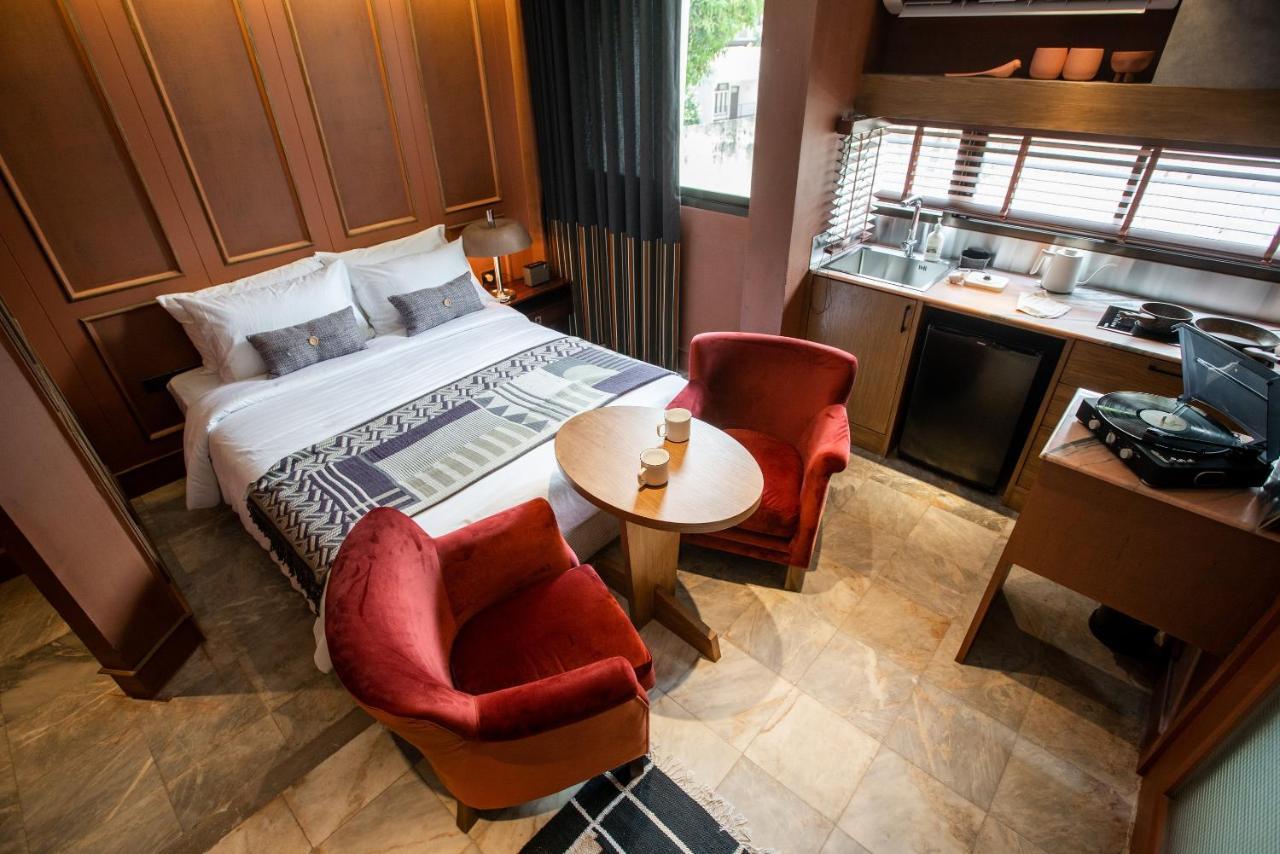 B House 49 Bangkok Aparthotel Ngoại thất bức ảnh